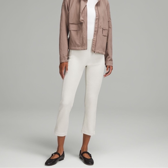 NWT- Lululemon Ribbed Softstreme Zip-Leg HR Crop 25" in white, size 10. - Picture 6 of 11